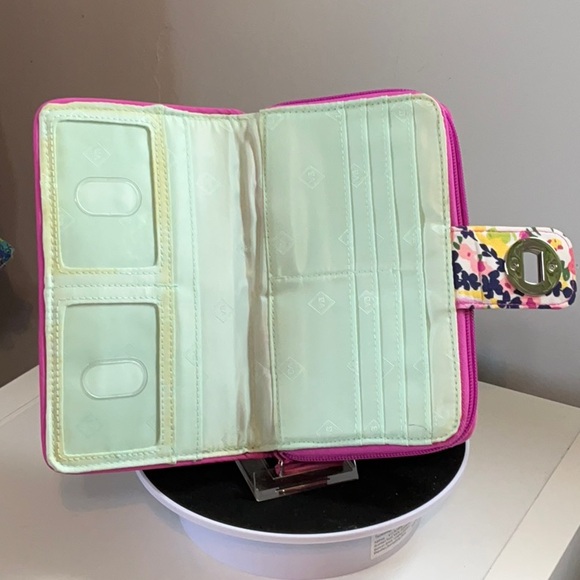 Vera Bradley Pink Floral Quilted Wallet - Picture 4 of 12
